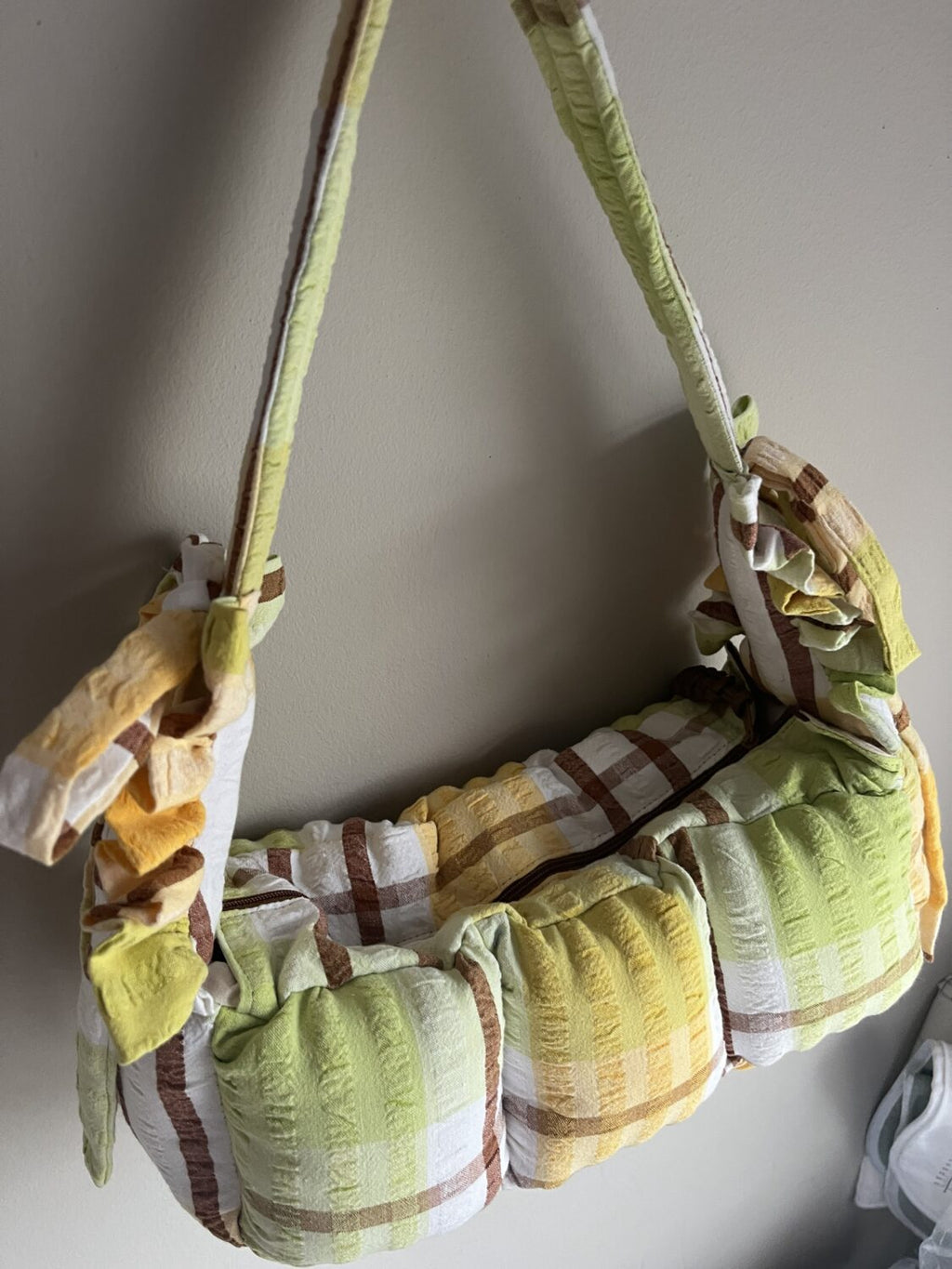 Key-lime Pie Baguette Puffer Bag