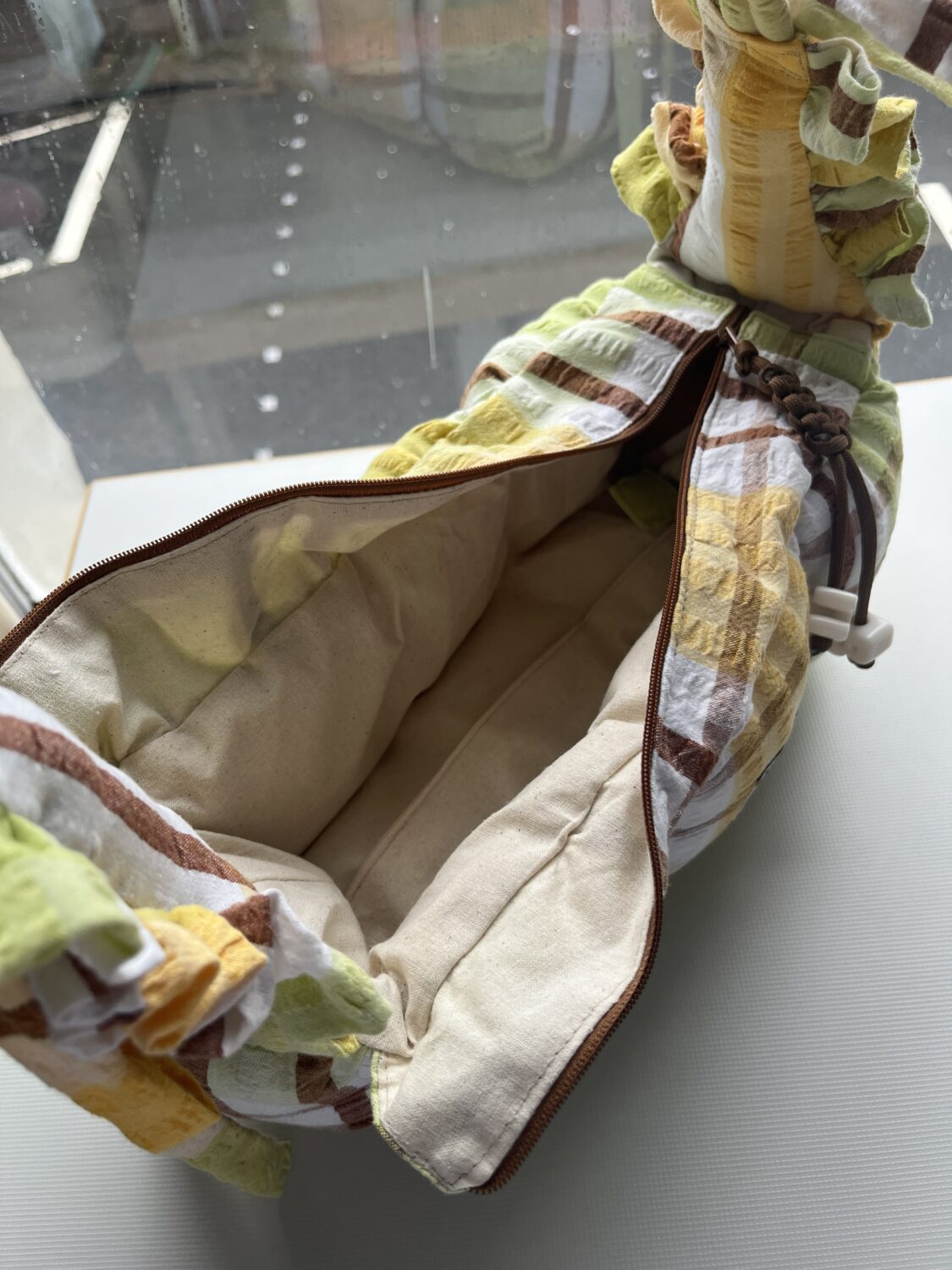 Key-lime Pie Baguette Puffer Bag